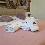 G *