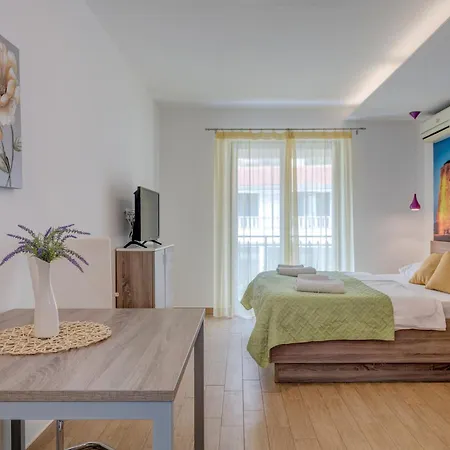 G Apartmán *
